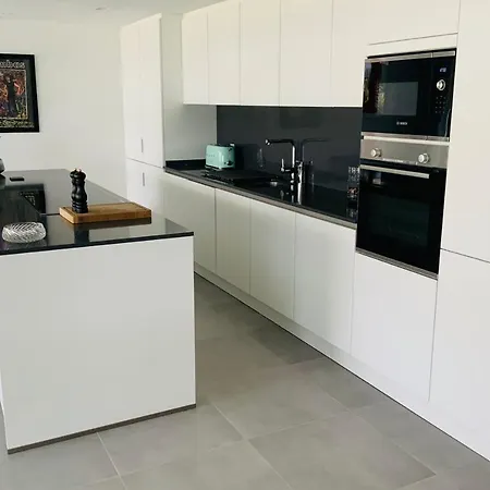 Spectacular Appartement - 4 Bedrooms In A Luxury Residence In Estepona Holiday home *